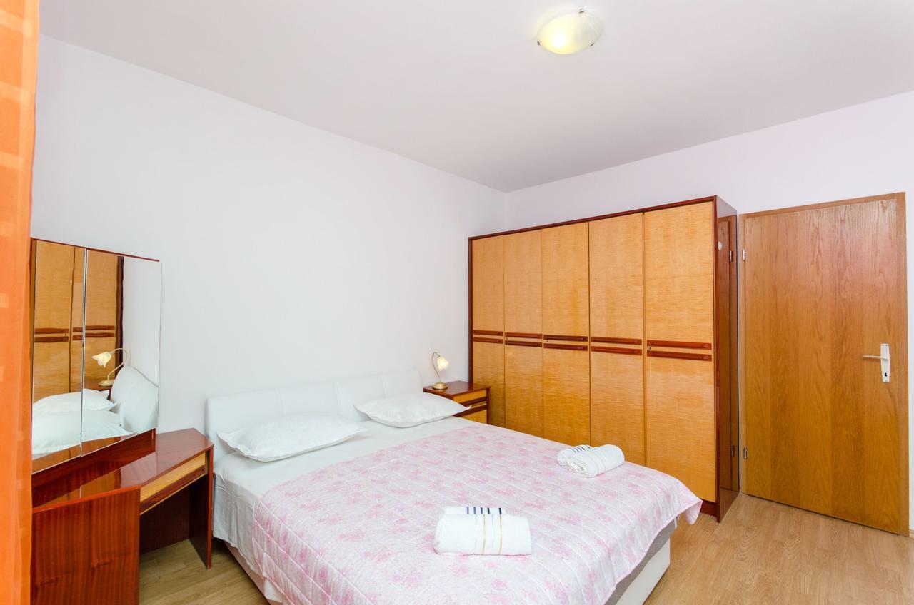 Apartments Mateo Baska Voda Exterior photo